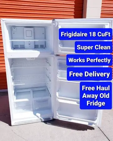 Frigidaire 18 CuFt Top Freezer Apartment Refrigerator Super Clean Free Delivery