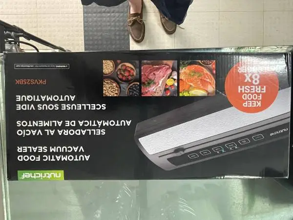 Nutrichef vacuum sealer new in box