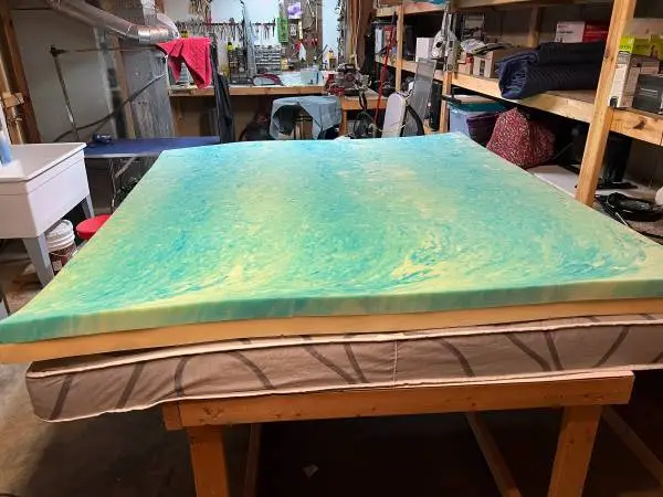 King size mattress and 4 inch topper