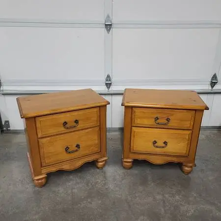 Beautiful Pine Nightstands