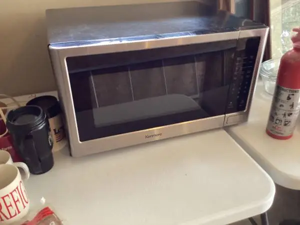 Kenmore countertop microwave