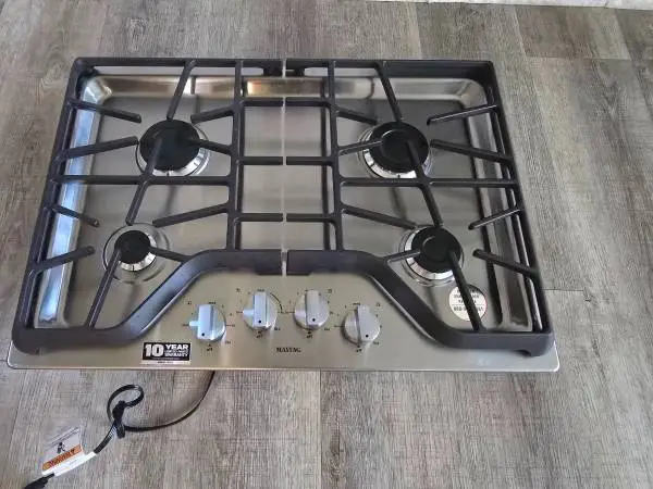 Maytag - 30 in. Wide 4 burners Built-In Gas Cooktop - Stainless Steel