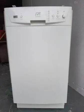 SPT 18 NEW DISHWASHER