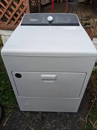 WHITE WHIRLPOOL GAS DRYER