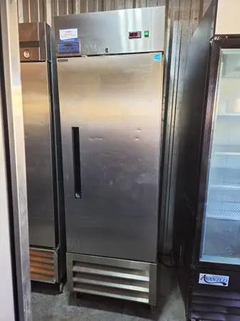 ARCTIC AIR REFRIGERATOR  FREE DELIVERY SAME DAY