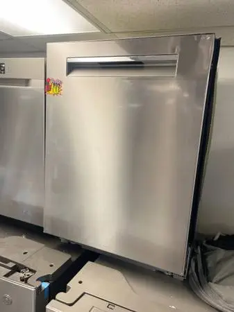 New bosch dishwasher 24” width