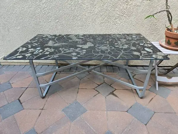 Stylish Floral design Tempered Glass table