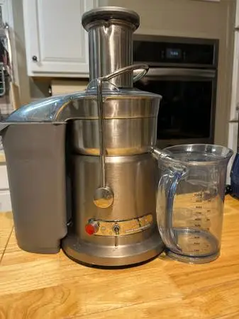 The Breville 800JEXL Juice Fountain Elite