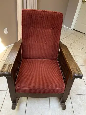 Classic Rocking chair