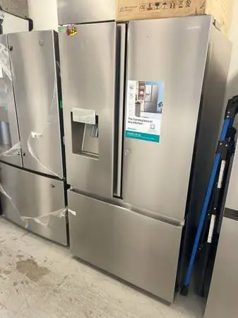 New hisense refrigerator