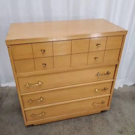Vintage MCM Blonde Veneer 5-Drawer Dresser w/Brass Pulls