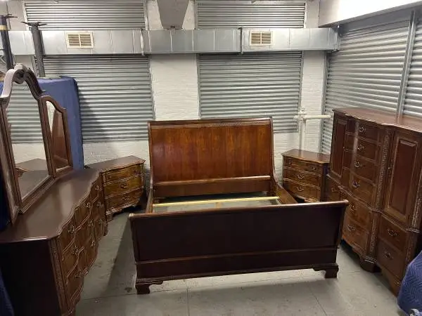 piece king American drew bedroom set