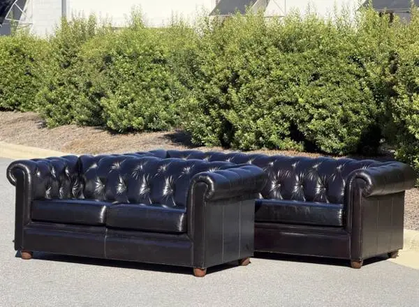 Pottery Barn Chesterfield Roll Arm Leather Tufted 3-Seat Sofa Black 96