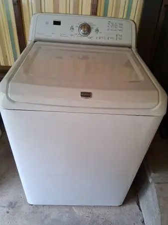 Maytag Bravos washer and gas dryer