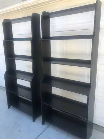 Set of 2 book shelves