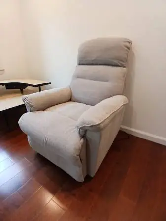 Lift Chair and recliner in one, in Gray fabric