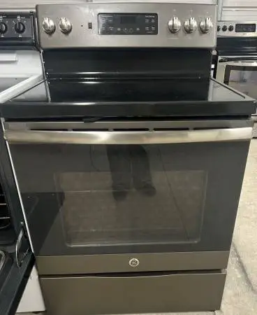 Black Stainless GE Ceramic Range