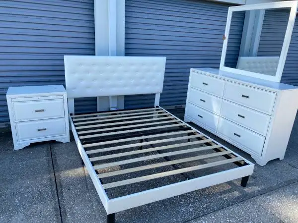 White Queen Bedroom Furniture Dresser Set