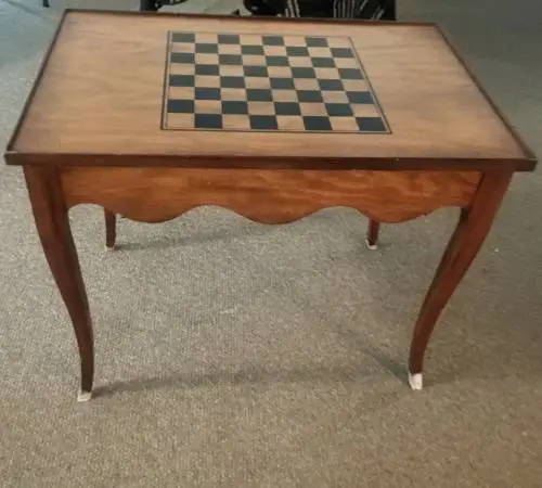 Beautiful Vintage Hardwood Game Table In Excellent Condition!