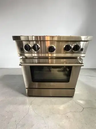 BlueStar 30-inch Natural Gas Range, 4 Open Burners & Convection