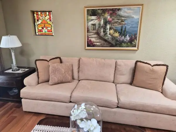 Bernhardt 9 feet SOFA and Love seat with Ottoman