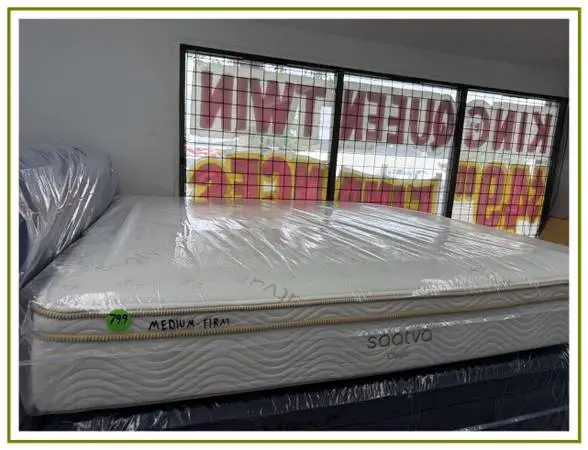 King Size Saatva Classic Mattress & Box Springs Bed Set