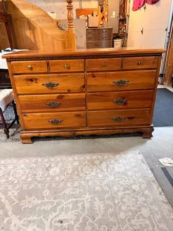 Dresser