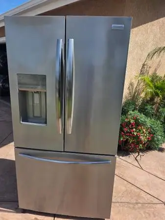 REFRIGERADOR FIDGIDAIRE GALLERY COUNTHERDEPTH