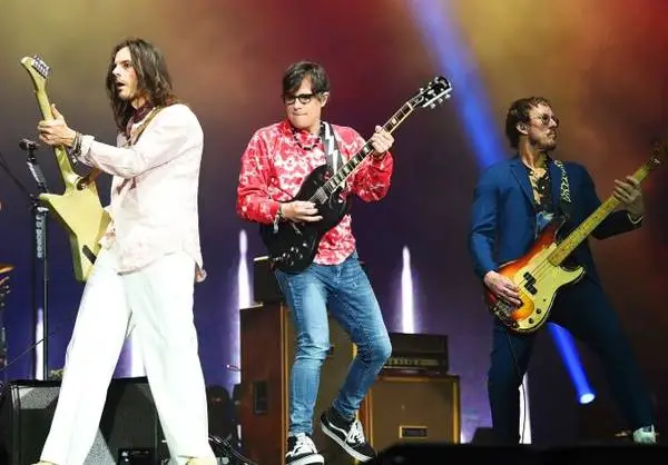 ⒊TIX 🦋WEEZER: The Gathering↪↩🆂🅴🅲 Floor B 🗽