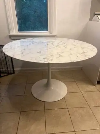 Modway Lippa 47 Round Artificial Marble Pedestal Dining Table