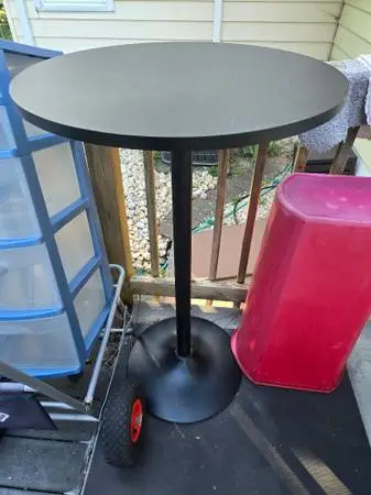Cocktail Table