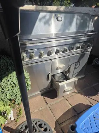 Grand Turbo Grill by Barbeques Galore.