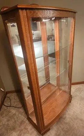 Curio cabinet