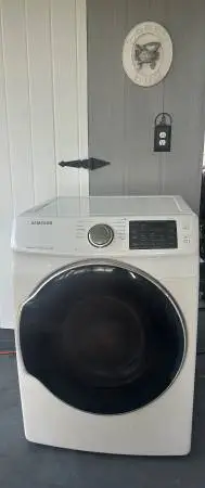 Samsung Clothes Dryer
