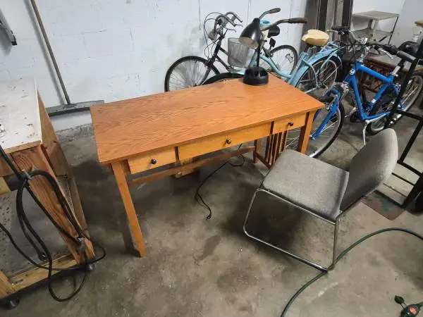 NICE computer desk and chair