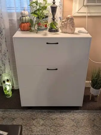 Hide away bed in cabinet