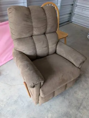 Brown recliner couch