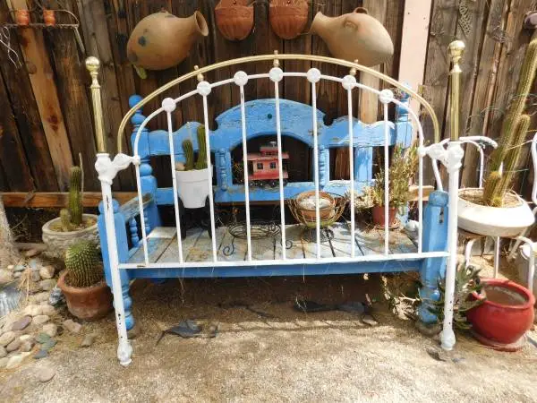 IRON  HEADBOARD QUEEN SIZE 60 INCH DRESHER (BRAND) VINTAGE