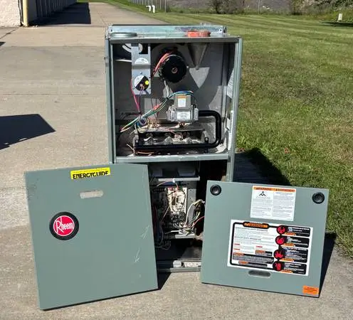 Rheem Classic Series 75,000 BTU 80% AFUE Gas Furnace 34” T x 17.5” W