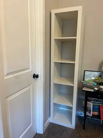 IKEA Kallax cube shelf 1x5