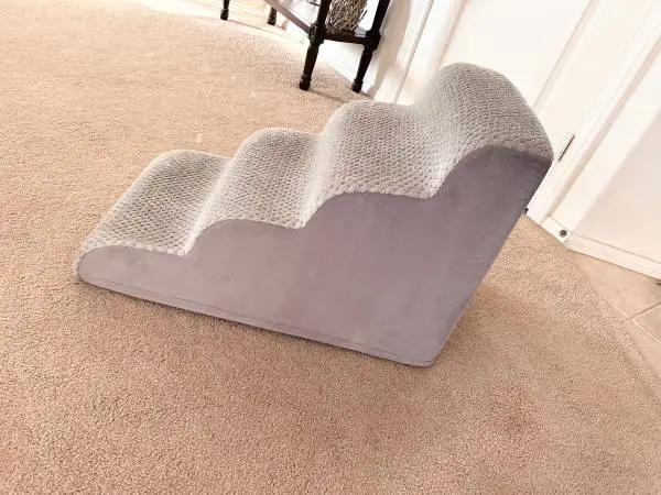 Non Slip Pet stairs for Small - Medium- Senior Pets