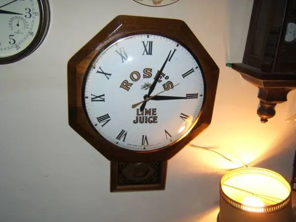 United Clock Corp Roses Lime Juice Pendulum wood Clock