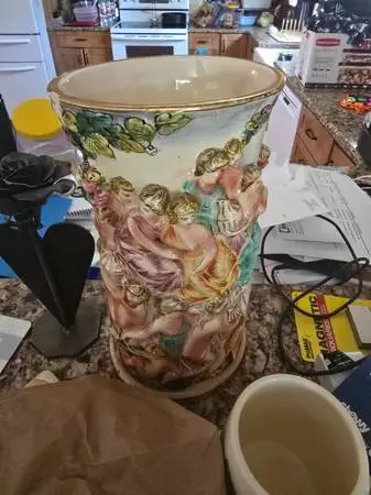 * - Vintage Italian Capodimonte Style Hand Painted Porcelain Vase - **