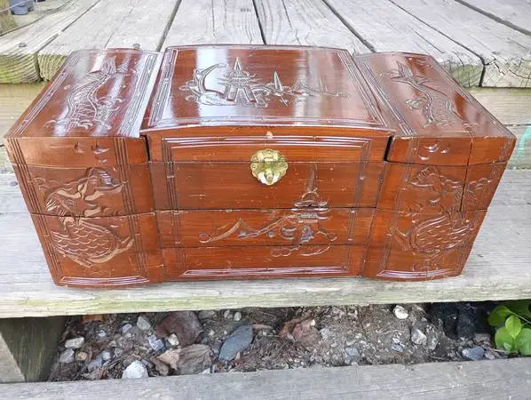 17.5 Vintage Oriental Carved Wood Wooden Jewelry Box With Asian Inspi