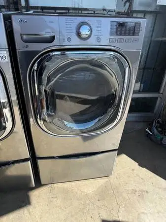 LG he Smart large capacity washer and gas dryer