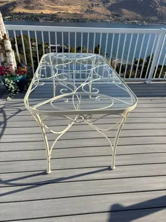 Rod iron table and chairs
