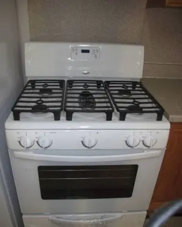 30” Whirlpool Gas range stove