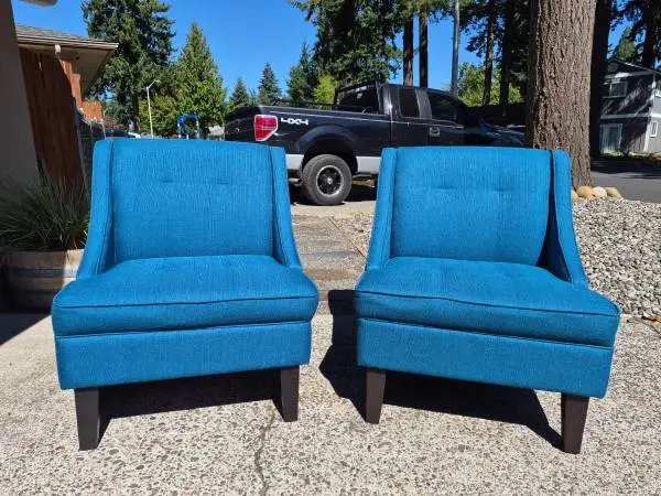 👍PAIR of ASHLEY Clarinda ACCENT CHAIRS (2)-Great Shape!