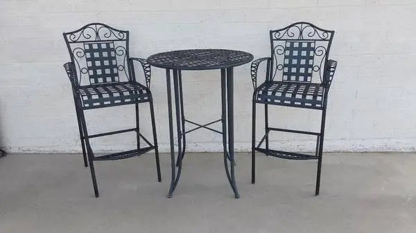 Tall Metal Table & Chair Set - Indoor / Outdoor