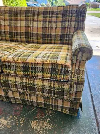 Vintage Plaid Sofa Sleeper Pull out Hide-a-Bed
